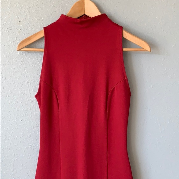 Burgundy body con dress - Picture 8 of 8